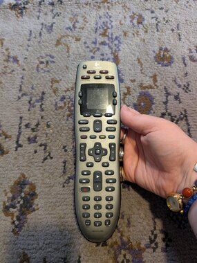Logitech Harmony 650 Universal Advanced Remote Control